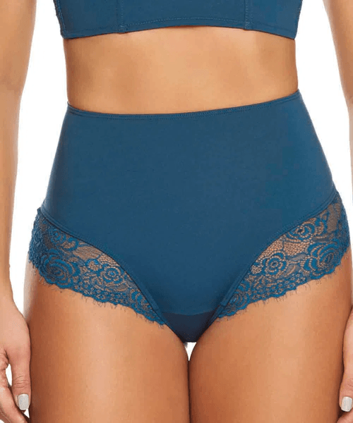 Panty en encaje con control de abdomen y espalda baja