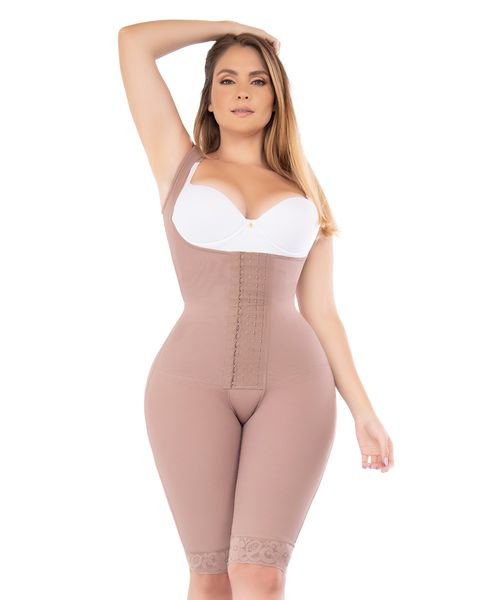 Faja ultrafit con moldeo de cintura y redondeo de cola